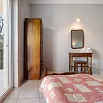 Dolphin Apartment 1