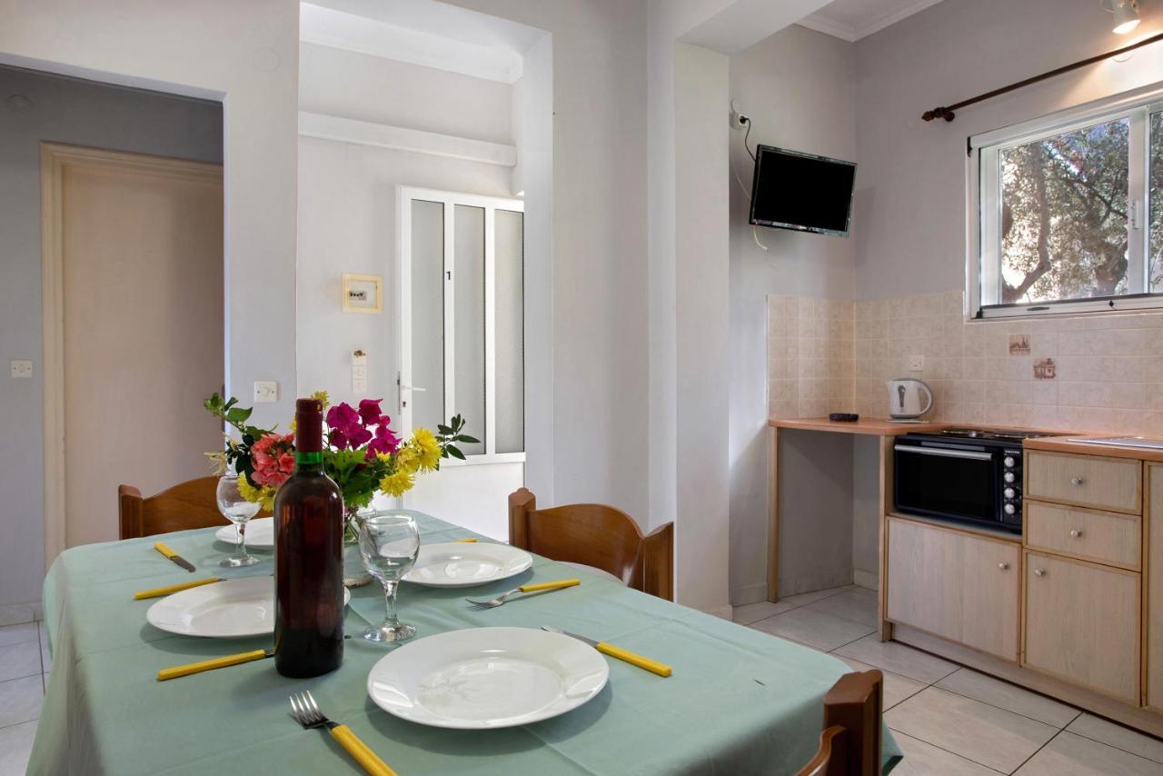 Apartment Dolphin 1 *